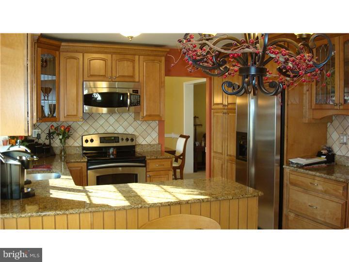 752 Grant Road Mount Laurel, NJ 08054 - Photo 4 of 25 Kitchen