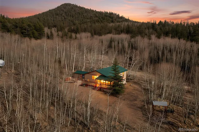 a view of outdoor space with mountain view