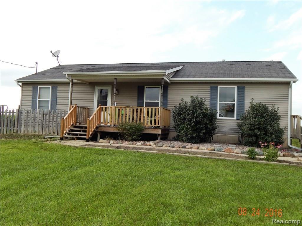 9792 Judd Road Fowlerville, MI 48836 - Photo 2 of 21 Front of home