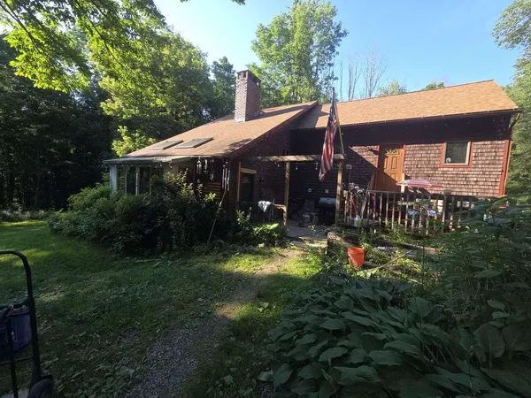 $449,900 | 852 Boardman Hill Road, West Rutland, VT 05777