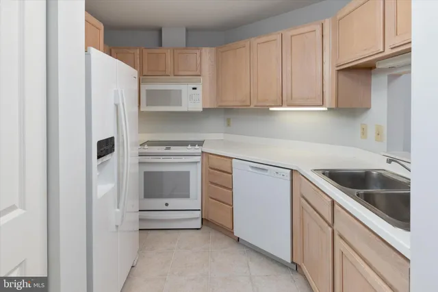 $265,000 | 7101 Bay Front Drive, Unit 301, Annapolis, MD 21403