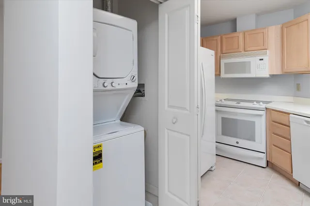 $265,000 | 7101 Bay Front Drive, Unit 301, Annapolis, MD 21403