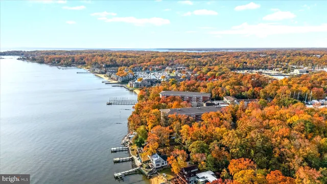 $300,000 | 7101 Bay Front Drive, Unit 301, Annapolis, MD 21403