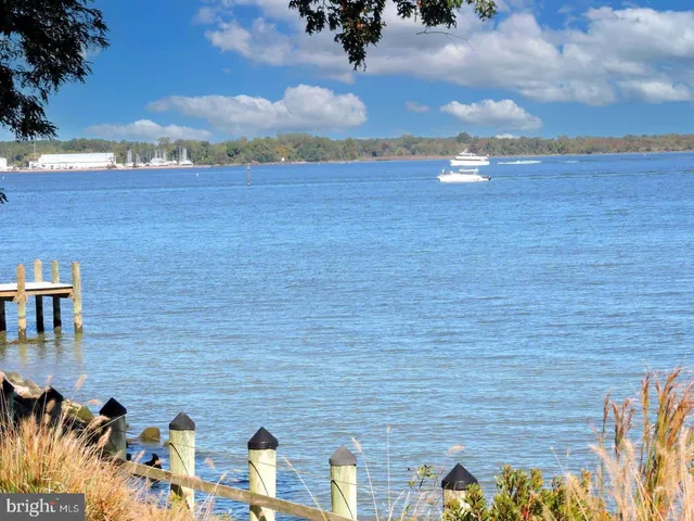 $300,000 | 7101 Bay Front Drive, Unit 301, Annapolis, MD 21403