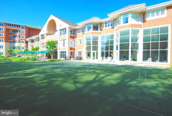 $300,000 | 7101 Bay Front Drive, Unit 301, Annapolis, MD 21403