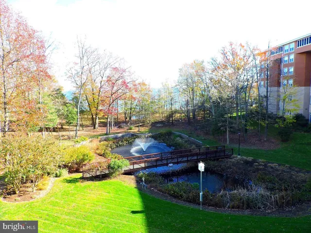 $300,000 | 7101 Bay Front Drive, Unit 301, Annapolis, MD 21403