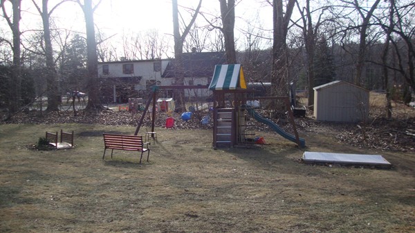 11 Edgehill Road Peabody, MA 01960 - Photo 8 of 26 Gallery Image 8