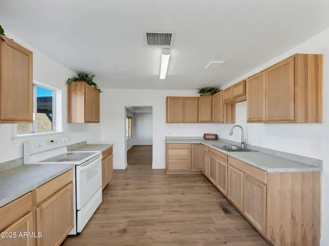 $510,000 | 3125 Big Chino Road, Paulden, AZ 86334