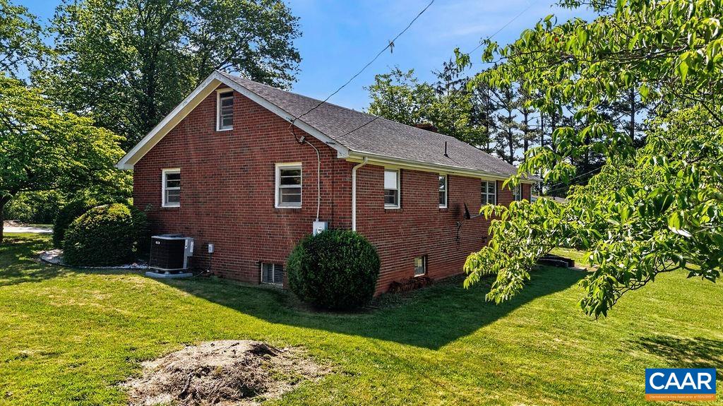 1877 Afton Mountain Road Afton, VA 22920 - Photo 5 of 60