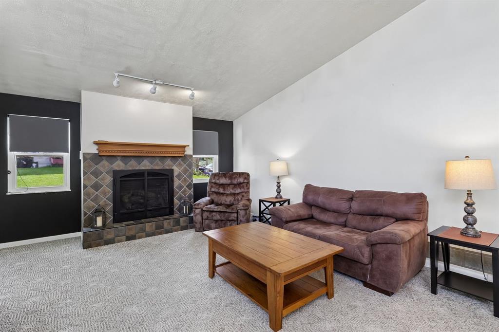 814 Dressel Road Allison Park, PA 15101 - Photo 21 of 47 Family Room