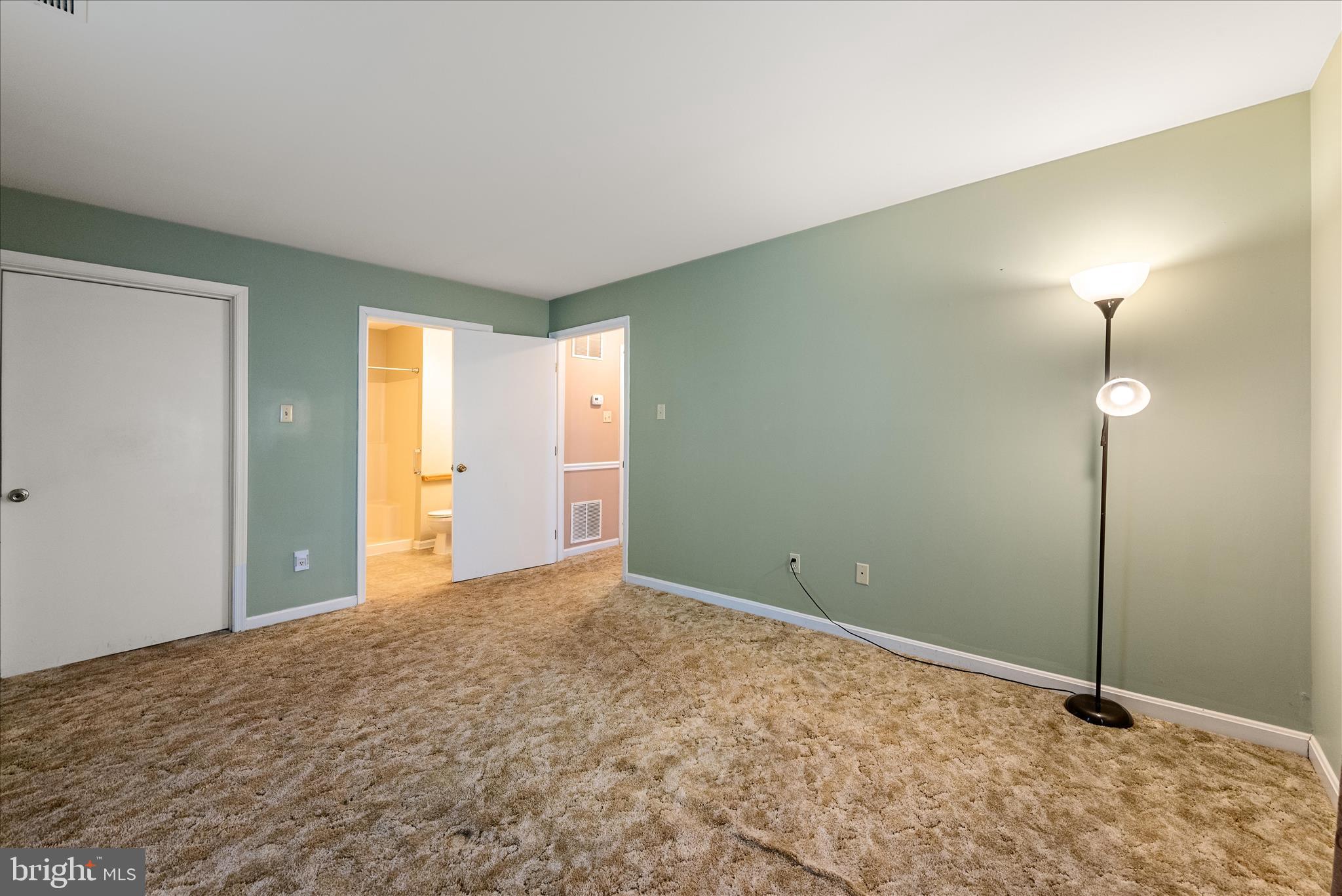 113 Timberlake Terrace, Unit 2 Stephens City, VA 22655 - Photo 16 of 24 Primary Bedroom