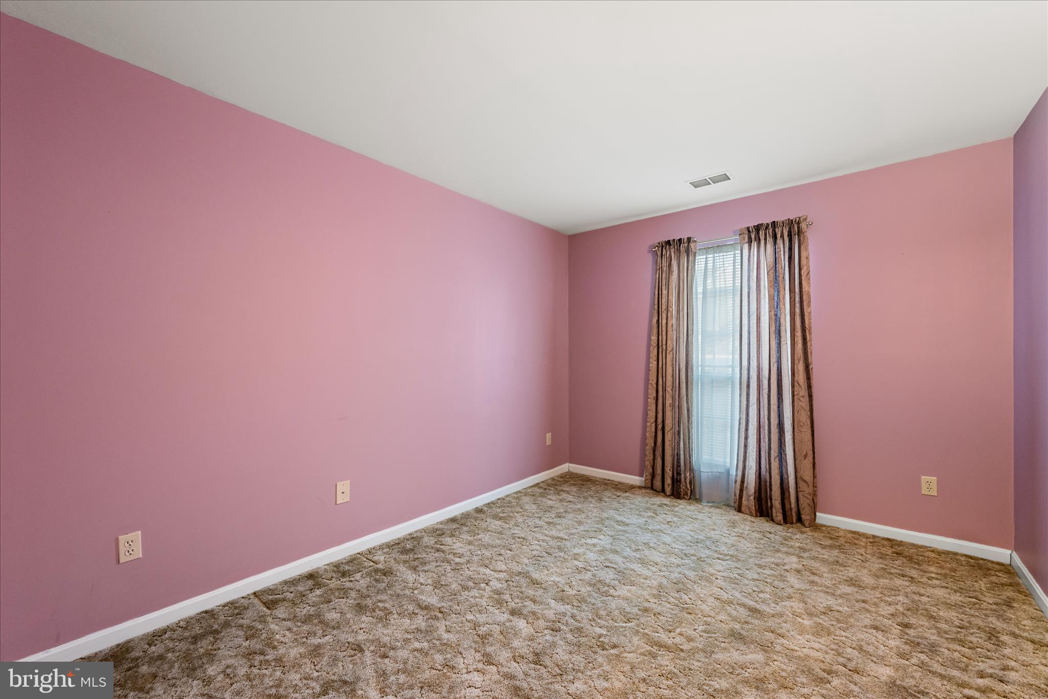 113 Timberlake Terrace, Unit 2 Stephens City, VA 22655 - Photo 19 of 24 2nd Bedroom
