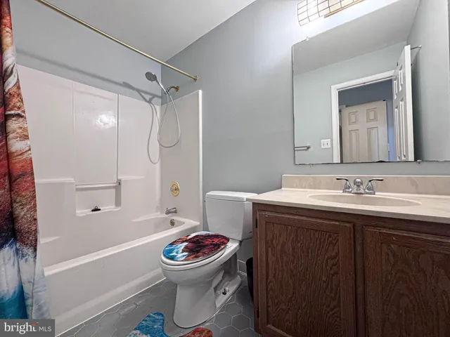 $3,390 | 21043 Semblance Drive, Sterling, VA 20164