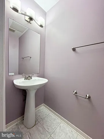 $3,390 | 21043 Semblance Drive, Sterling, VA 20164