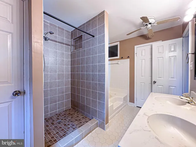 $3,390 | 21043 Semblance Drive, Sterling, VA 20164