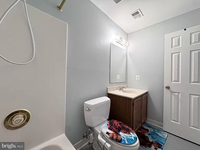 $3,390 | 21043 Semblance Drive, Sterling, VA 20164