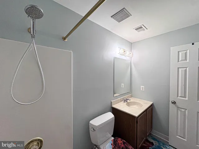 $3,390 | 21043 Semblance Drive, Sterling, VA 20164