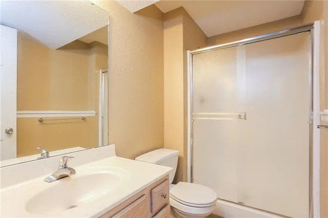 $1,985 | 209 Northeast 113 Street, Kansas City, MO 64155