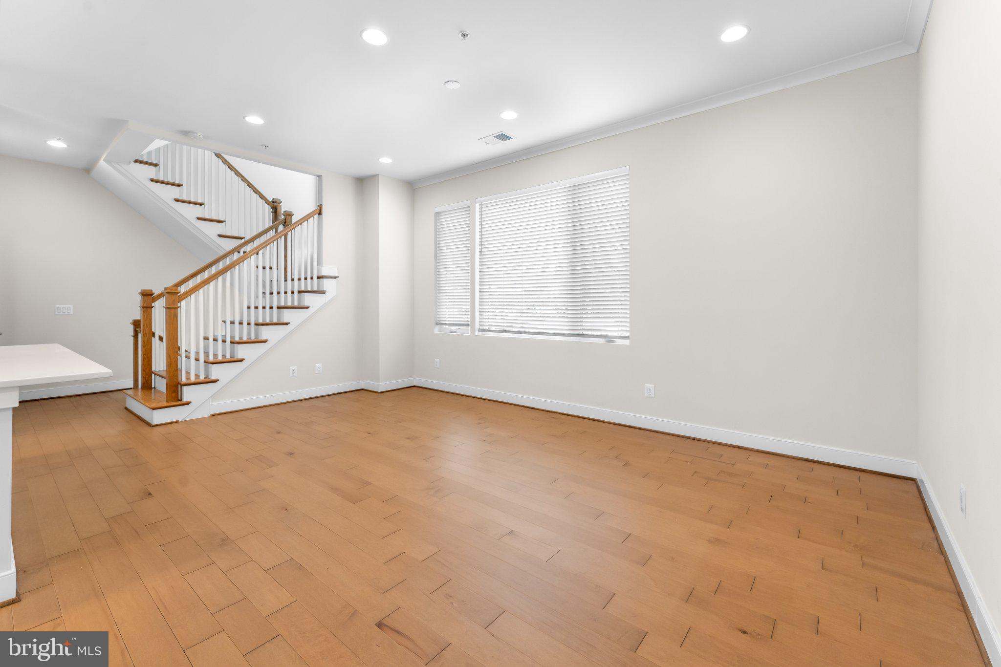 2827 24th Road South Arlington, VA 22206 - Photo 17 of 48 Bright and airy open space awaits.