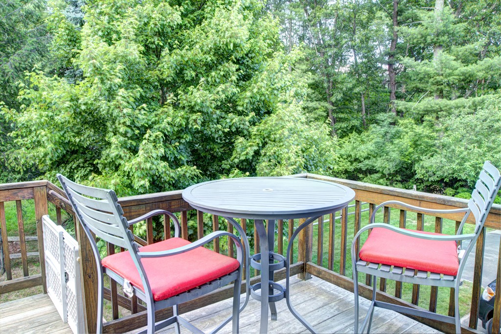 262 Littleton Road, Unit 22 Chelmsford, MA 01824 - Photo 10 of 30 an outdoor space with seating