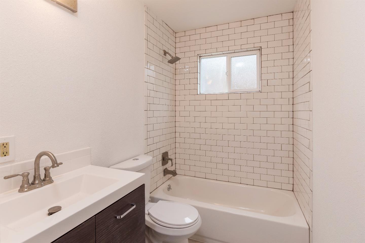 9245 Old County Road Ben Lomond, CA 95005 - Photo 9 of 15 Gallery Image 9