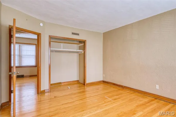 $1,800 | 6601 Alamo Avenue, Unit 1ST FLOOR A, Clayton, MO 63105