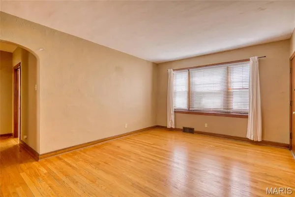 $1,800 | 6601 Alamo Avenue, Unit 1ST FLOOR A, Clayton, MO 63105