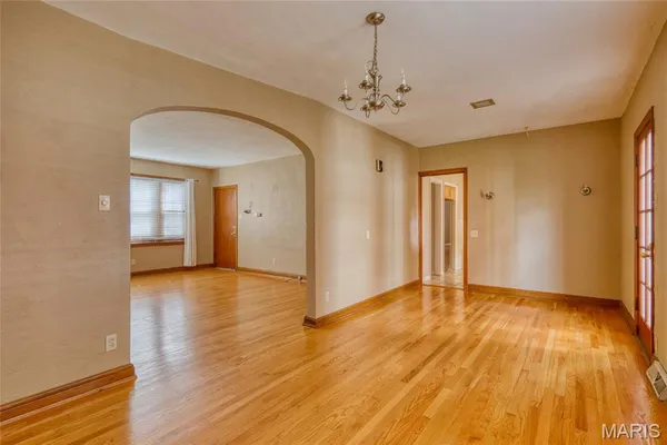 $1,800 | 6601 Alamo Avenue, Unit 1ST FLOOR A, Clayton, MO 63105