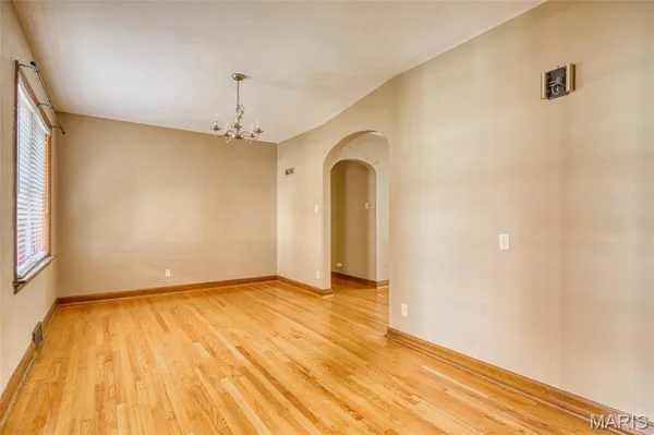 $1,800 | 6601 Alamo Avenue, Unit 1ST FLOOR A, Clayton, MO 63105