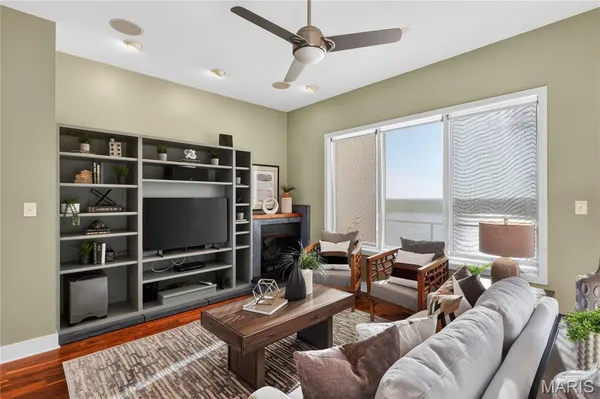 $365,000 | 5310 Chouteau's Bluff Drive, Unit 5310, St. Louis, MO 63111