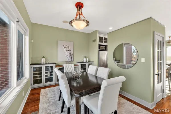 $365,000 | 5310 Chouteau's Bluff Drive, Unit 5310, St. Louis, MO 63111