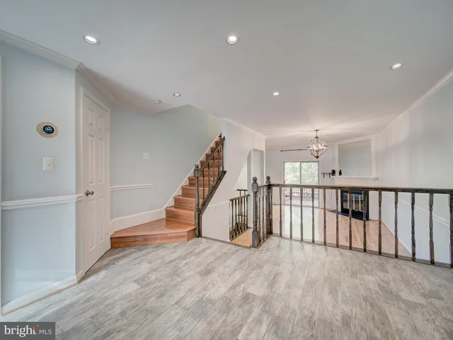 $3,000 | 6191 Little Valley Way, Alexandria, VA 22310