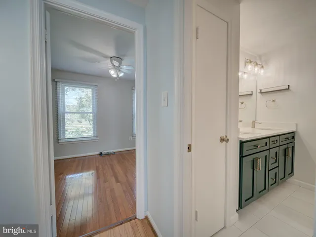 $3,000 | 6191 Little Valley Way, Alexandria, VA 22310