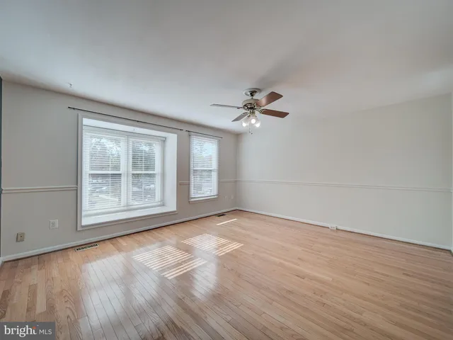 $3,000 | 6191 Little Valley Way, Alexandria, VA 22310