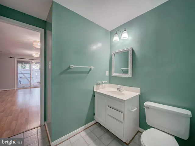 $3,000 | 6191 Little Valley Way, Alexandria, VA 22310