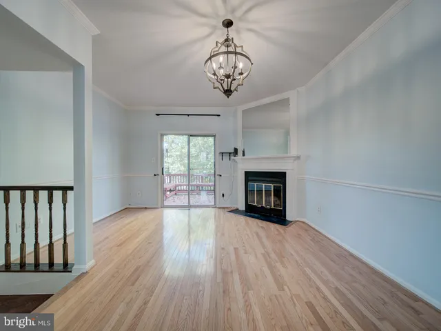 $3,000 | 6191 Little Valley Way, Alexandria, VA 22310