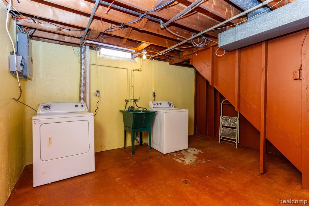 13649 Racine Court Warren, MI 48088 - Photo 30 of 38