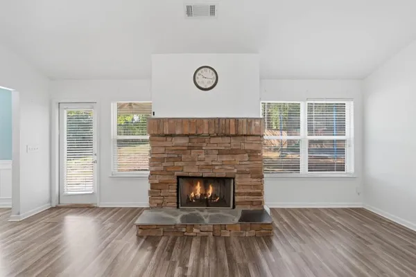 $409,900 | 4585 White Horse Drive, Braselton, GA 30517