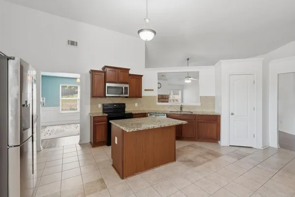 $409,900 | 4585 White Horse Drive, Braselton, GA 30517