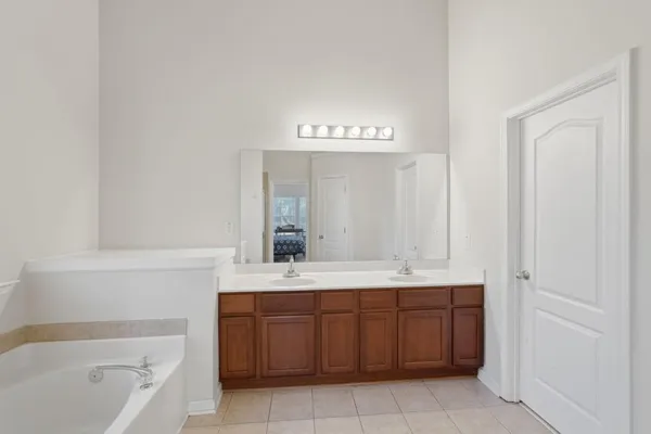 $409,900 | 4585 White Horse Drive, Braselton, GA 30517