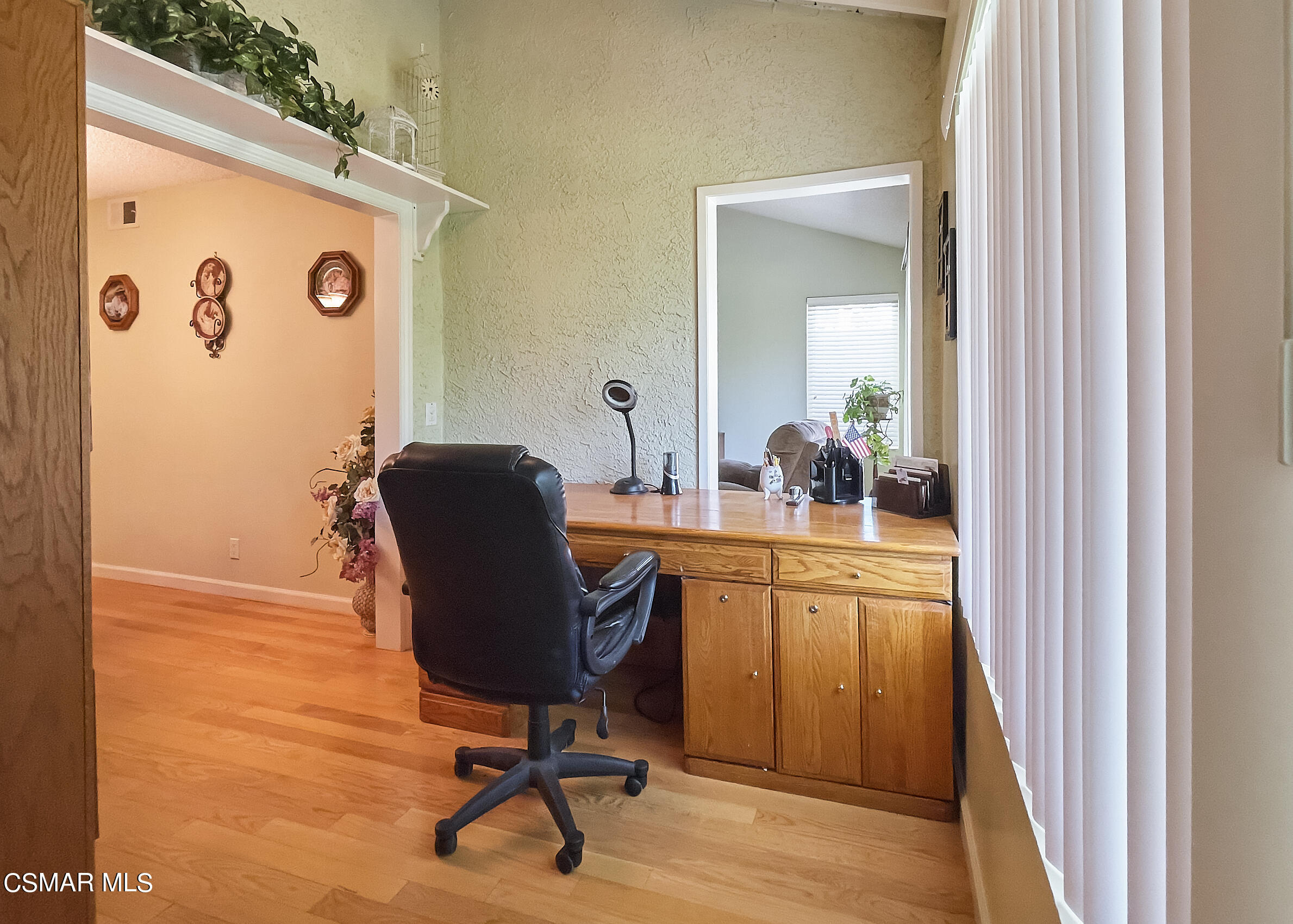 4110 Oakcliff Drive Moorpark, CA 93021 - Photo 21 of 67 a view of a workspace
