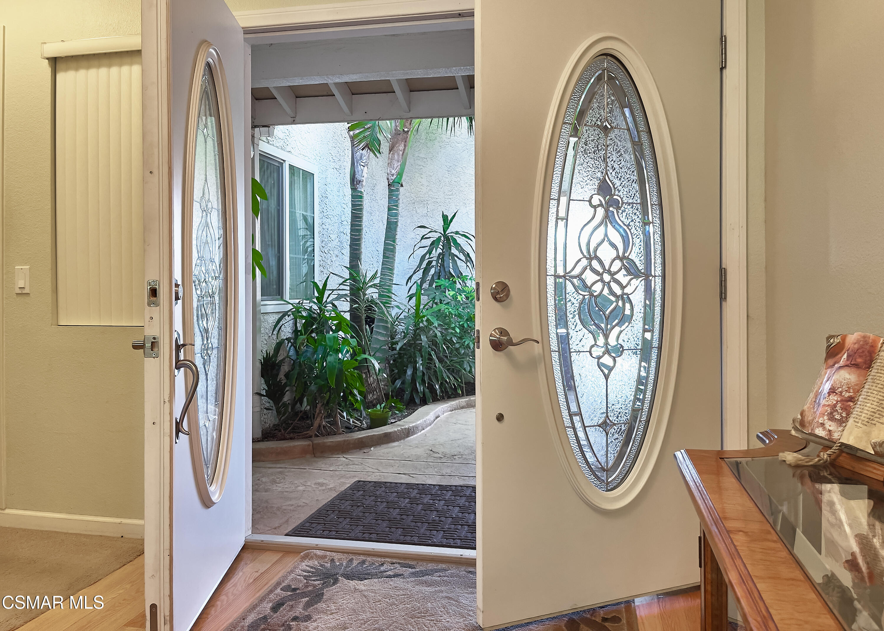 4110 Oakcliff Drive Moorpark, CA 93021 - Photo 9 of 67 Entry Inside 1