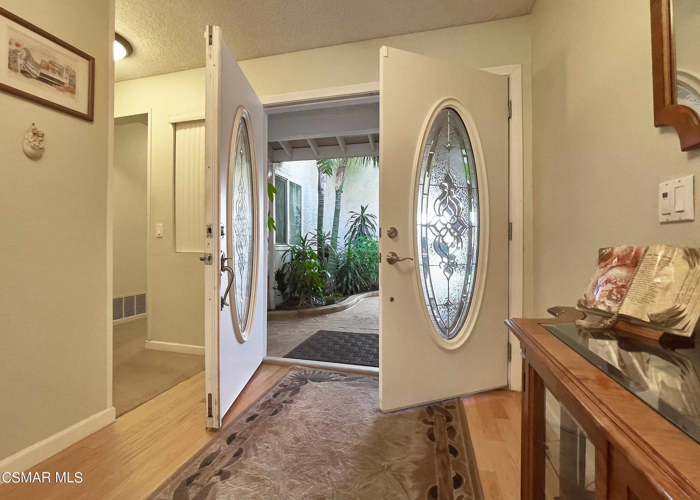 4110 Oakcliff Drive Moorpark, CA 93021 - Photo 10 of 67 Entry 2