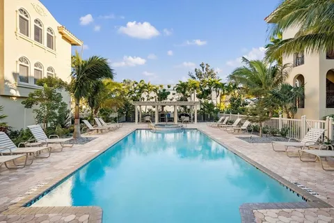 $2,295,000 | 7316 Gulf Drive, Unit 8, Holmes Beach, FL 34217