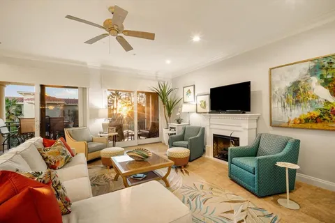 $2,295,000 | 7316 Gulf Drive, Unit 8, Holmes Beach, FL 34217