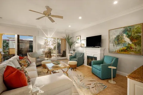 $2,245,000 | 7316 Gulf Drive, Unit 8, Holmes Beach, FL 34217