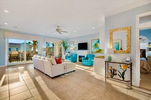 $2,295,000 | 7316 Gulf Drive, Unit 8, Holmes Beach, FL 34217