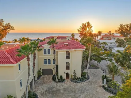 $2,150,000 | 7316 Gulf Drive, Unit 8, Holmes Beach, FL 34217