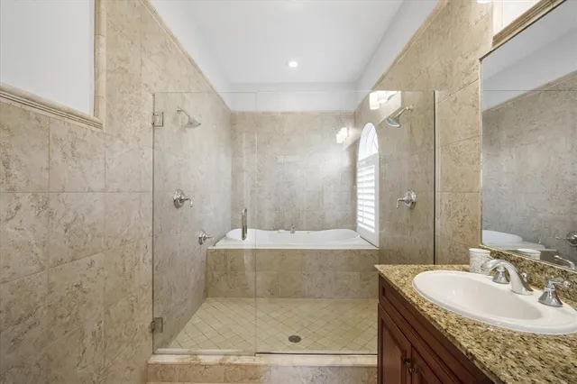 $2,295,000 | 7316 Gulf Drive, Unit 8, Holmes Beach, FL 34217