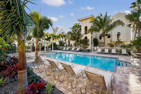 $2,245,000 | 7316 Gulf Drive, Unit 8, Holmes Beach, FL 34217
